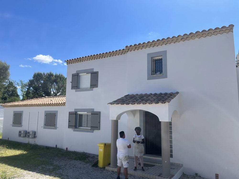 Rénovation Herlemann : l’artisan de confiance pour vos travaux de toiture et de façade dans le Vaucluse