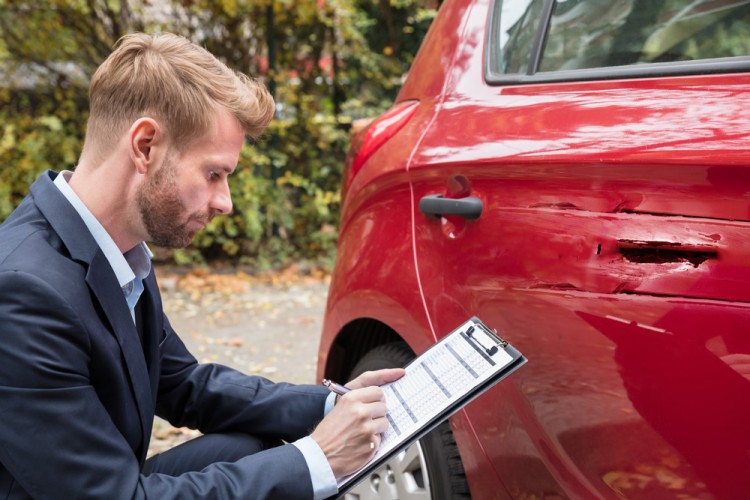 Comment acheter une voiture d'occasion en concession ?